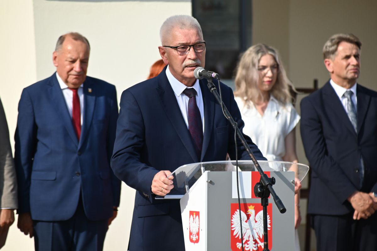 Sobota, 1 sierpnia 2026 Pamiętamy o Bohaterach Powstania Warszawskiego +