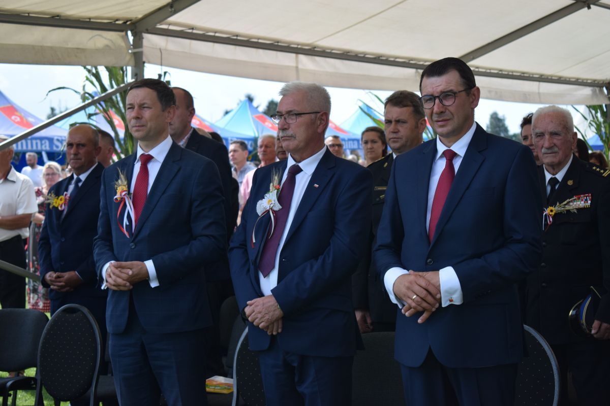 W niedzielę 22 sierpnia odbyły się Dożynki Powiatowo-Gminne w Sitnie pod Patronatem Narodowym Prezydenta Rzeczypospolitej Polskiej Andrzeja Dudy.